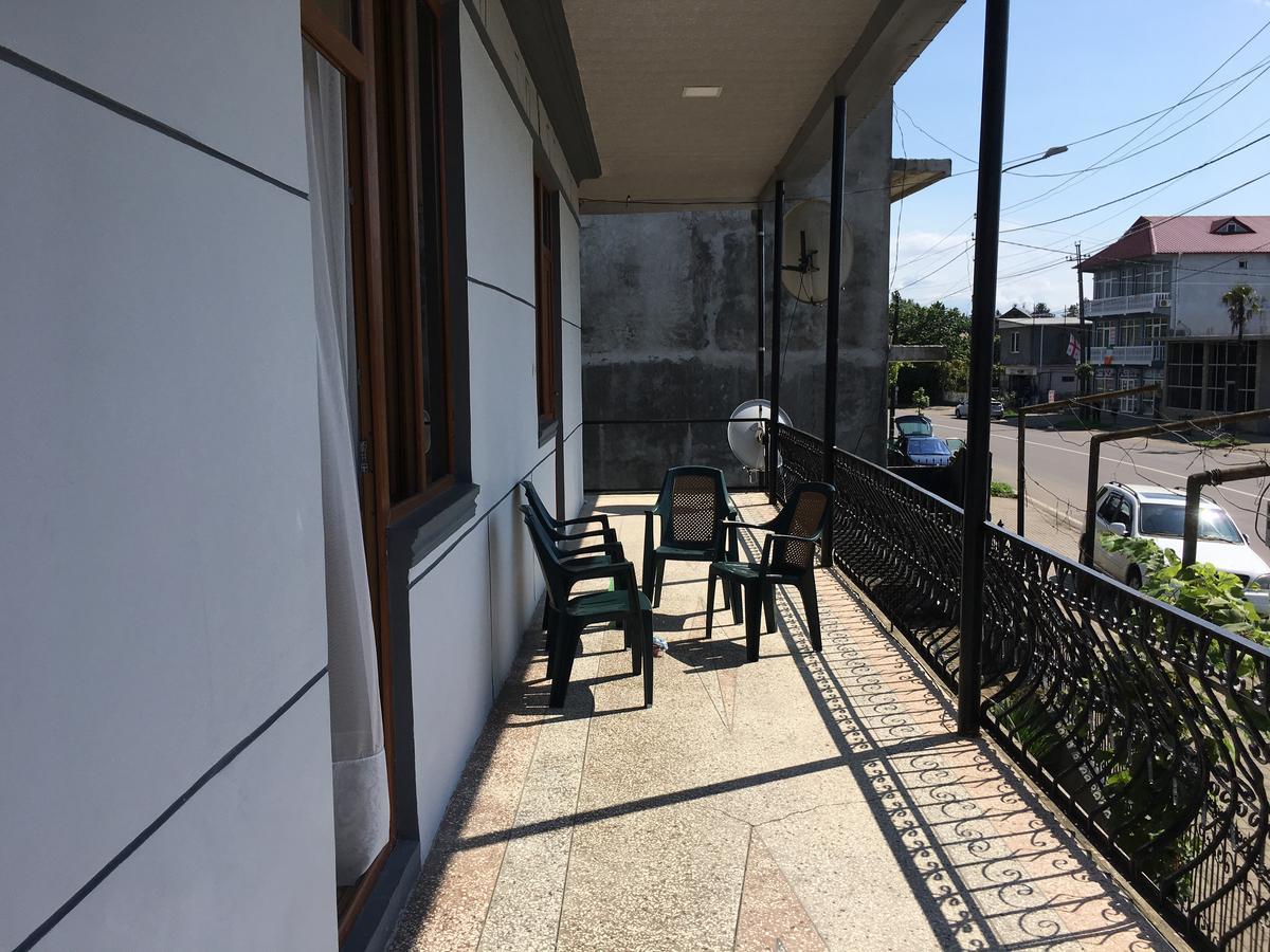Guest House Romanadze Kobuleti Szoba fotó